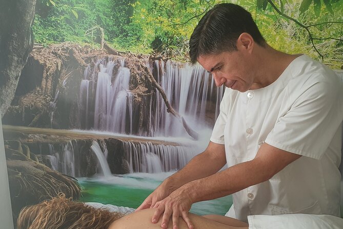 1 Hour Private Chiromassage Session in Seville - What Jésus can tailor during the hour