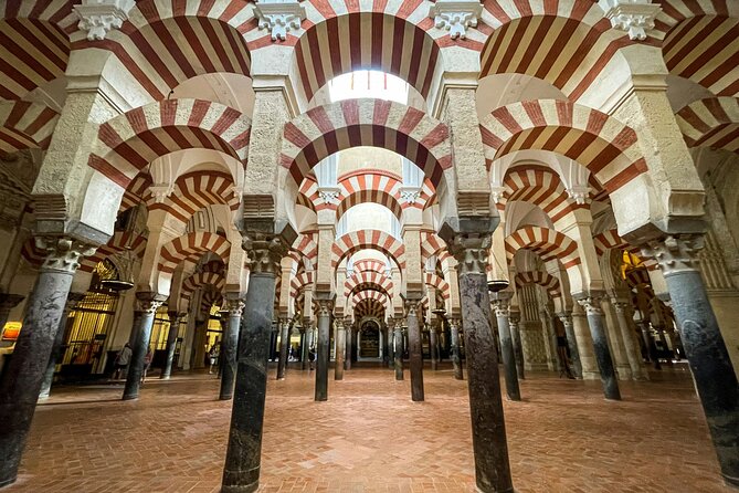 2 Days Cordoba with Mosque Ticket and Hotel Tour - Five free hours in the historic center