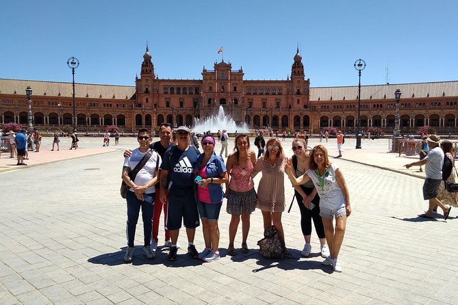 2h30 Private Walking Tour of Seville with Local Guide - City Hall and the civic center