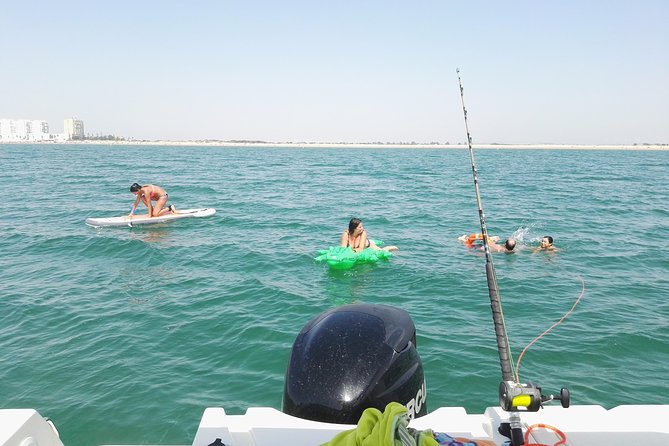 3-hour boat ride through the Bay of Cadiz - Roberto, Carlos, and the feel of a private outing