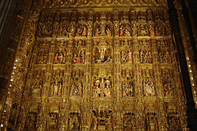 3-hour Seville Cathedral and Alcazar Skip-the-Line Combo Tour - The Real Alcazar in a 90-minute visit