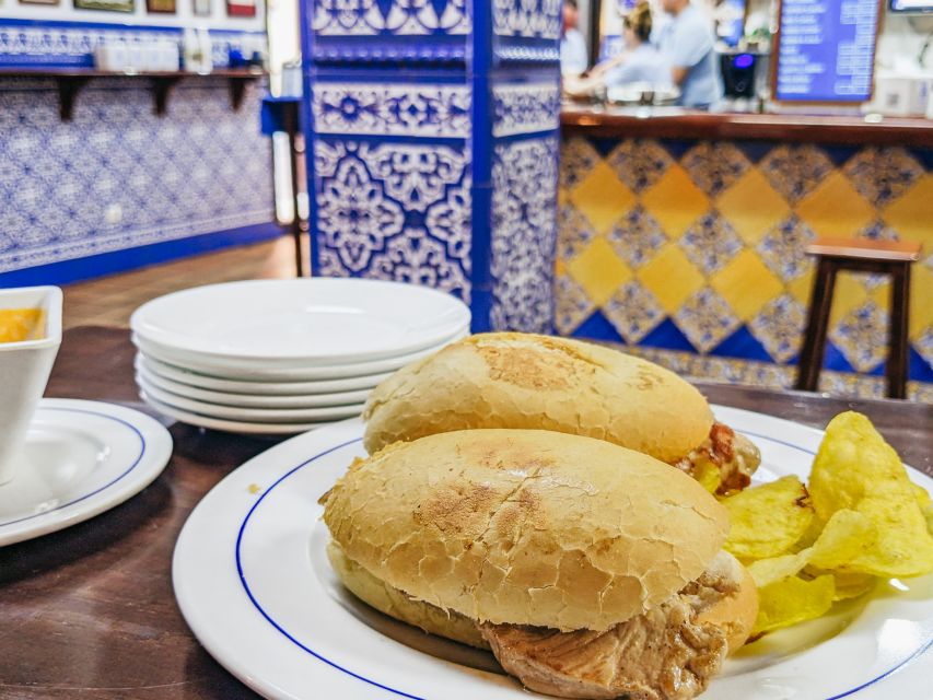 3-Hour Tapas Tour in Triana, Sevilla's Vibrant Neighborhood - Starting at C. Arfe and crossing the Isabel II Bridge