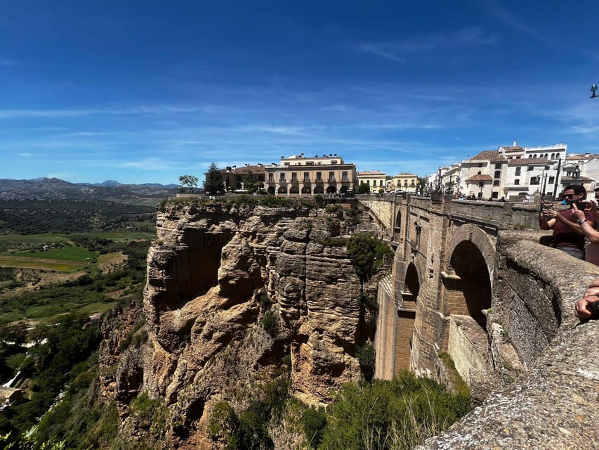 ab Marbella: Private VIP-Tour Ronda incl. Transfer + Tapas - Key points to know before booking