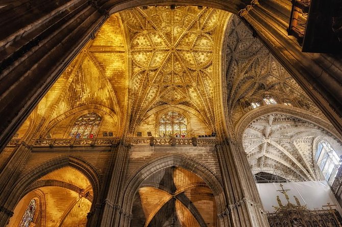 Alcazar and Cathedral of Seville Tour with Skip the Line Tickets - The Royal Alcazar: Islamic design and Christian power