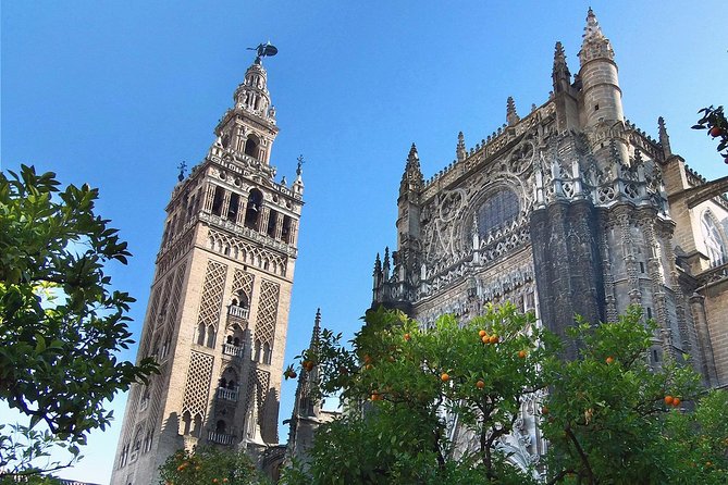Alcazar, Cathedral and Giralda of Seville with entrance fee included - Entering the Real Alcazar in 75 minutes
