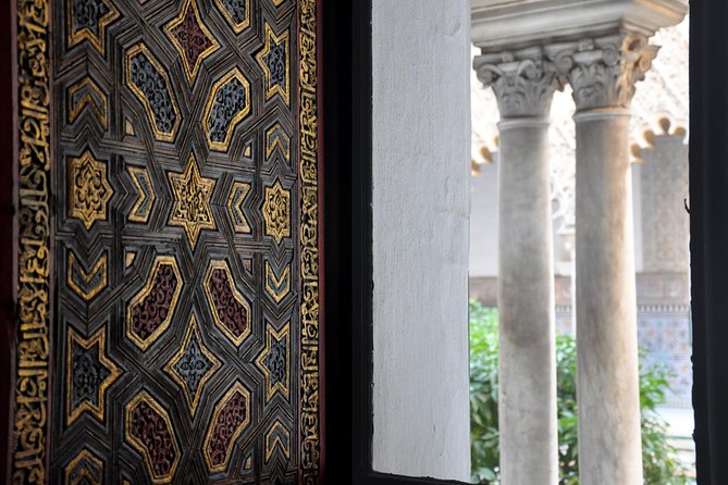 Alcázar, Cathedral & Giralda: Guided Tour with Fast-Track Tickets - Who gets the best value from the $78.10 price