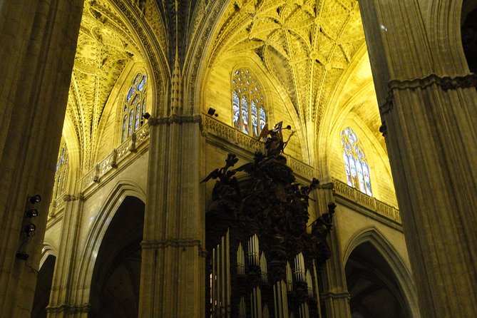 Alcazar & Cathedral of Seville Exclusive Group, max. 9 travelers - The Royal Alcazar, where two traditions meet