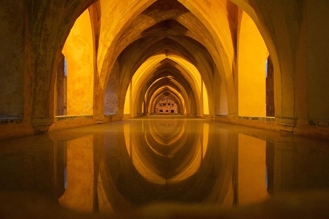 Alcazar de Sevilla Private - Starting at Plaza del Triunfo