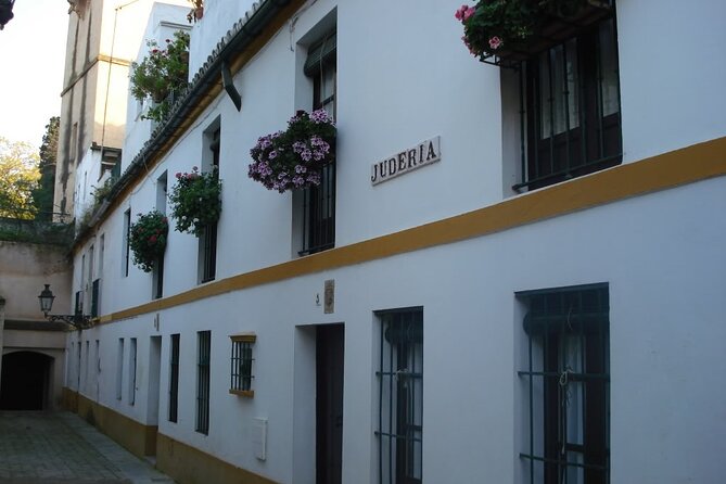 Alcazar Guided Day Tour in Seville - Who will get the most from this tour