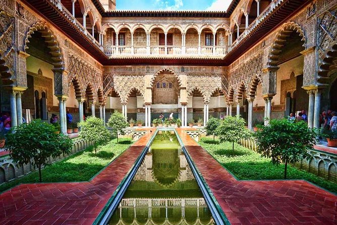 Alcazar of Seville Guided Tour with Skip the Line Ticket - The palace’s Islamic, Renaissance, and Baroque character
