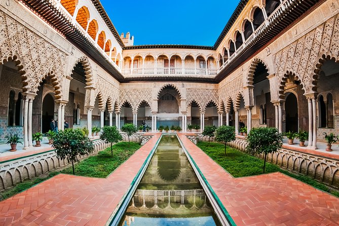 Alcazar of Seville Guided Tour with Skip the Line Ticket - What happens during the 90-minute visit