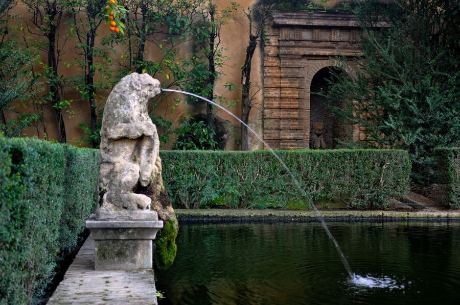 Alcázar of Seville Skip-the-Line Tickets and Guided Tour - Key points to know before you book