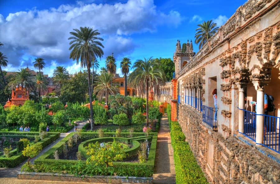 Alcazar of Seville VIP Tour - Meeting at Plaza del Triunfo