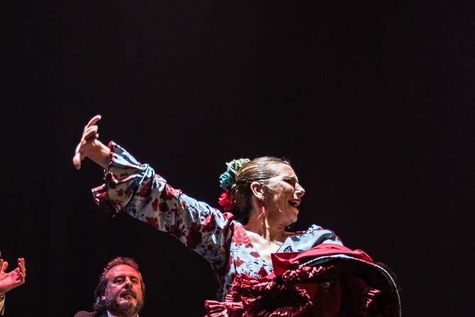Authentic Flamenco Show at the Teatro Flamenco Sevilla - The small bar and the no-drink rule