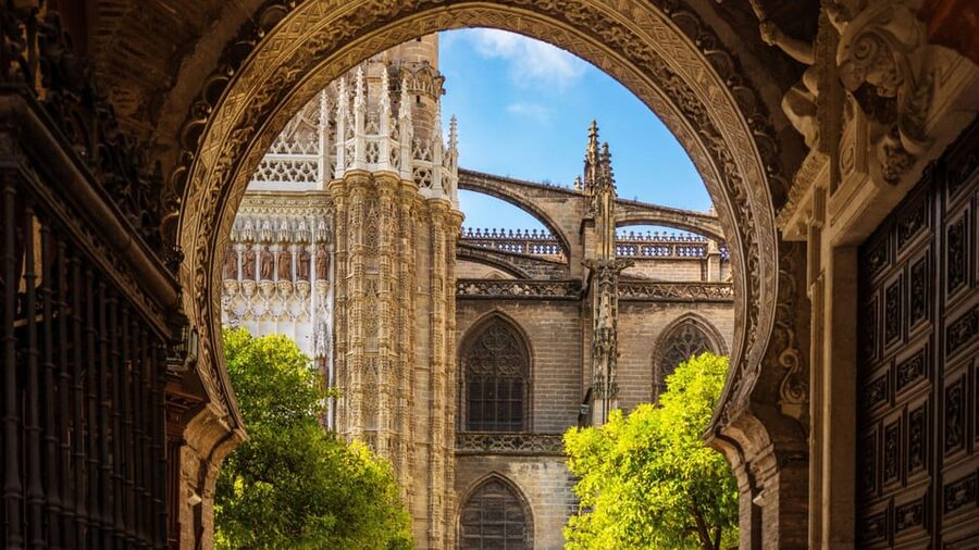 Best of Seville: Private Walking Tour with Local - A private walk that changes with your interests