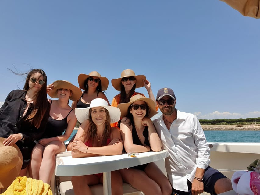 Cadiz Bay: 3 hours tour in a private boat in the Cadiz Bay - Safety, clothing, and practical limits