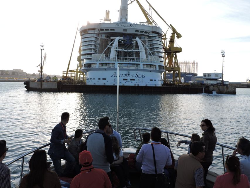 Cádiz: Bay of Cádiz Catamaran Tour with Host - Timing, comfort, and the overall value