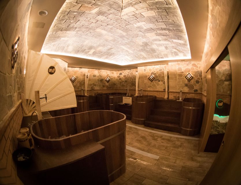 Cadiz: Beer Spa Entry Ticket with Beer and Local Snacks - The beer sauna and barley bed
