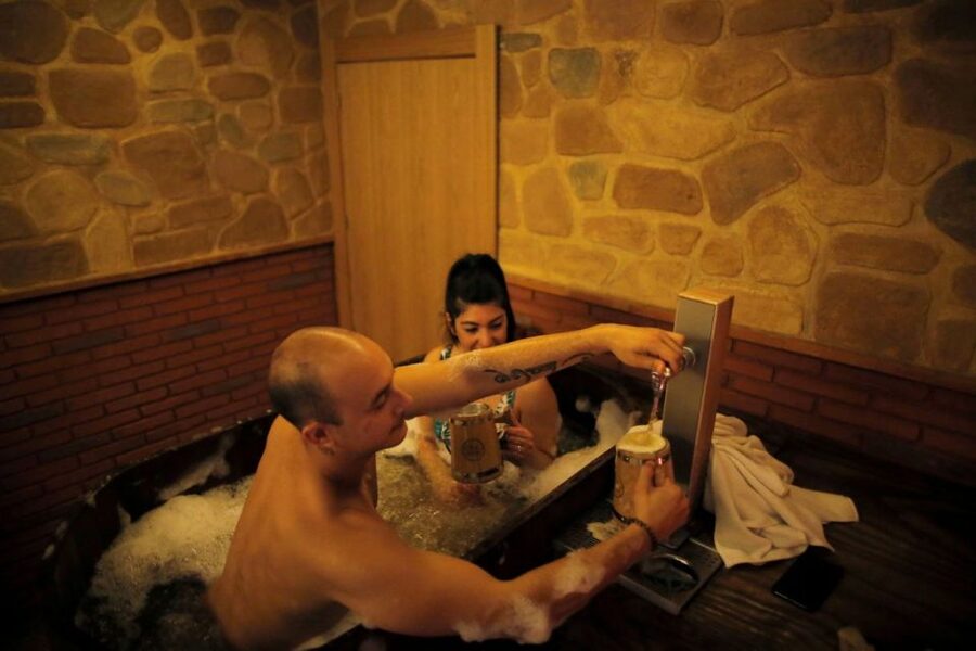 Cadiz: Beer Spa Entry Ticket with Beer and Local Snacks - Is $82 a fair price for one hour?