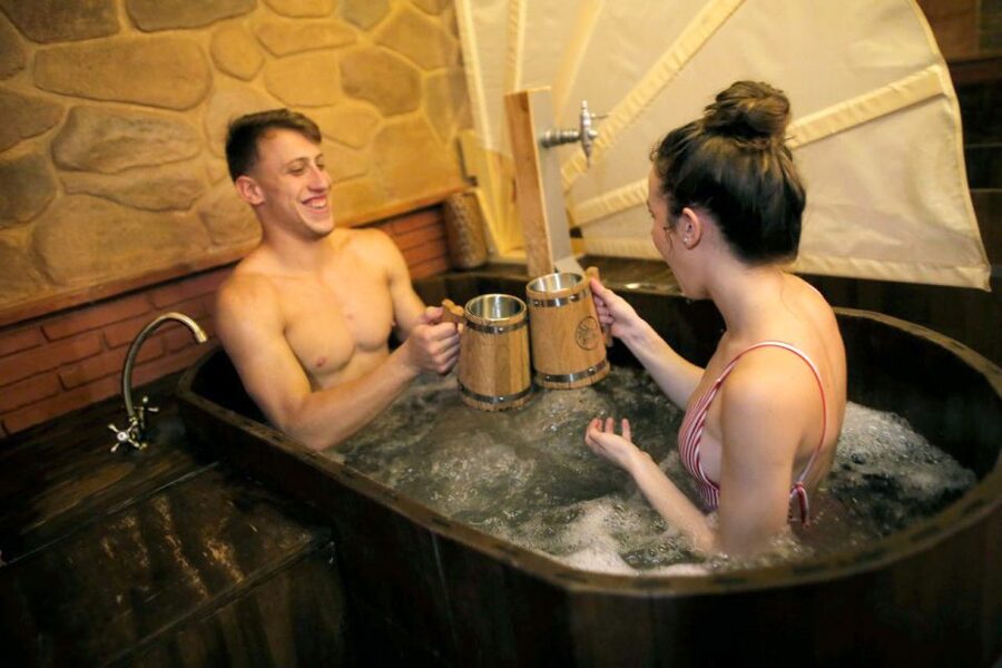 Cadiz: Beer Spa Entry Ticket with Beer and Local Snacks - Who will enjoy this most?