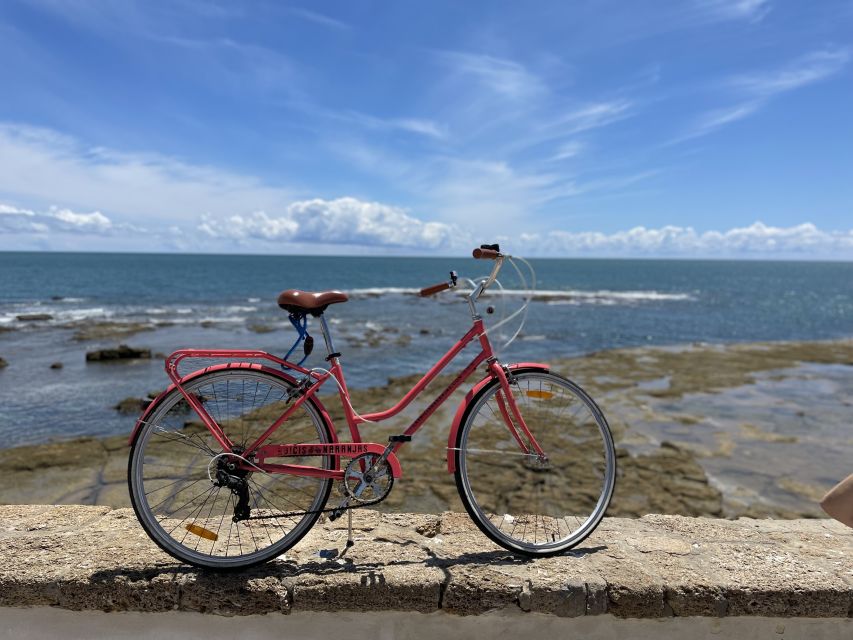 Cadiz: City Bike Tour - Meeting at Calle Sagasta 9