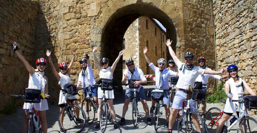 Cadiz: City Sightseeing Guided Tour by Bike - Plaza España and the northern waterfront