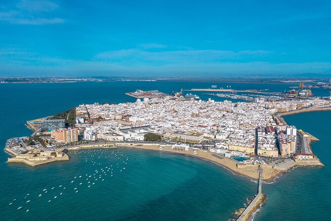 Cadiz: City Walk with Audio Guide in 7 Languages on your Phone - Cádiz Cathedral and the golden dome
