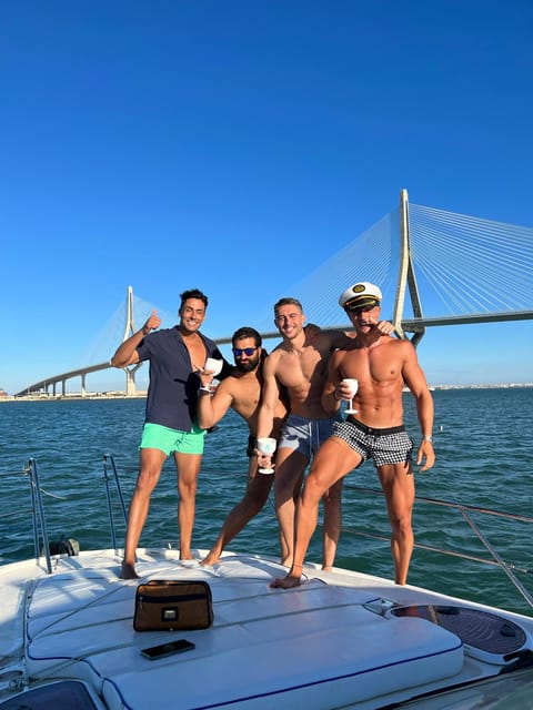 Cadiz: Exclusive Yacht excursion to La Caleta or Pepa Bridge - Setting out from Puerto Sherry Pantalán C