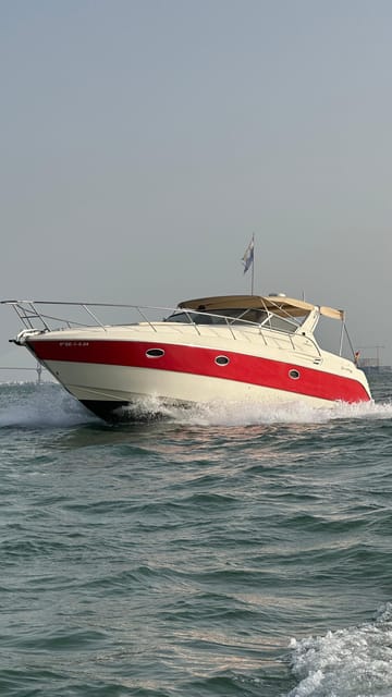 Cadiz: Exclusive Yacht excursion to La Caleta or Pepa Bridge - Paddle board and floating swimming mat