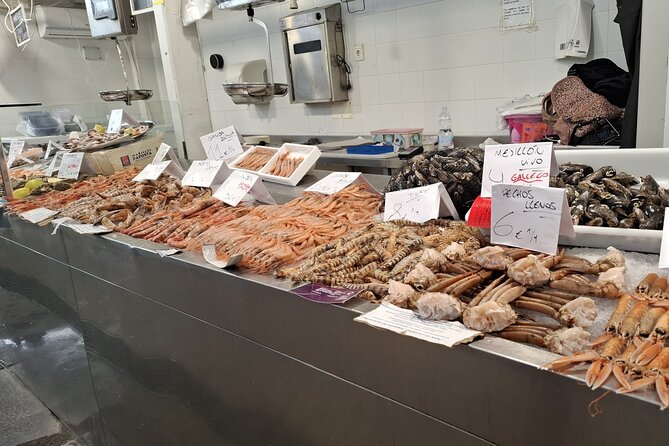 Cadiz Food Tour: Tapas, Drinks and Delights with a Local - City Hall, the old arches, and a final glass of sherry