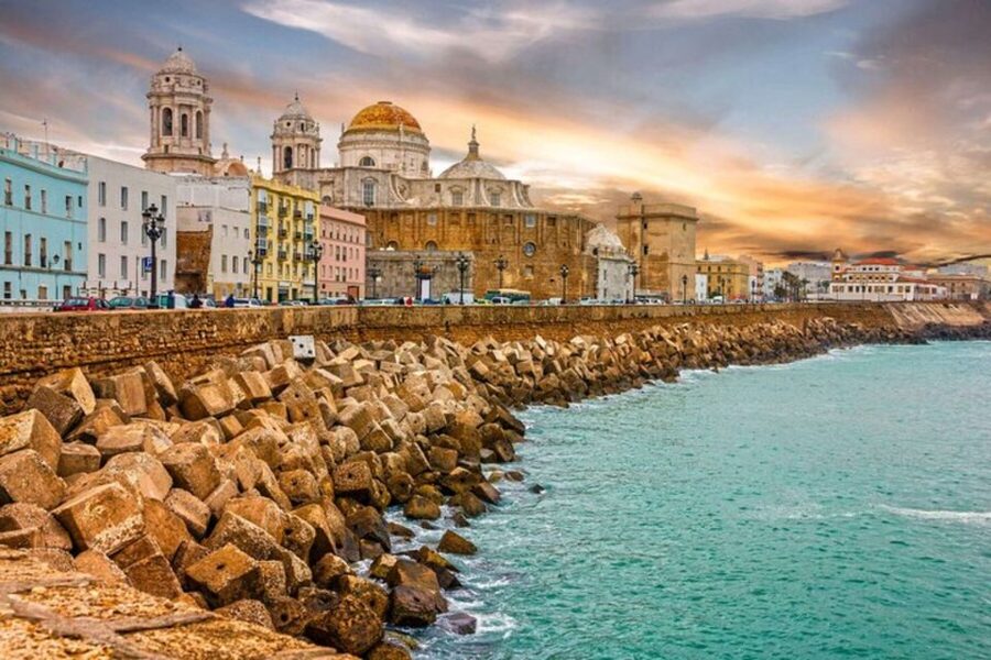Cádiz: Local Tapas Experience - Key points at a glance