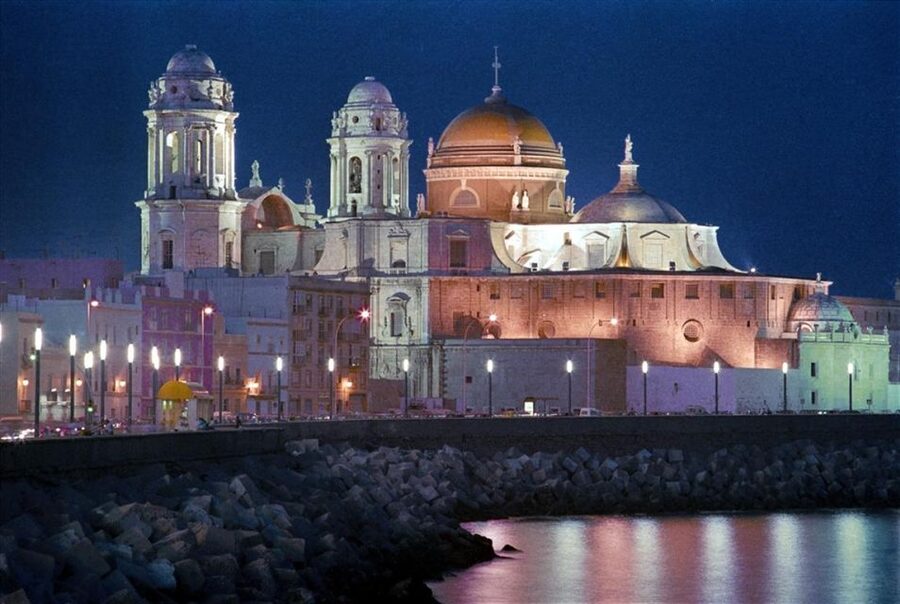 Cadiz: Medieval Tour - Why this two-hour Cádiz walk works so well