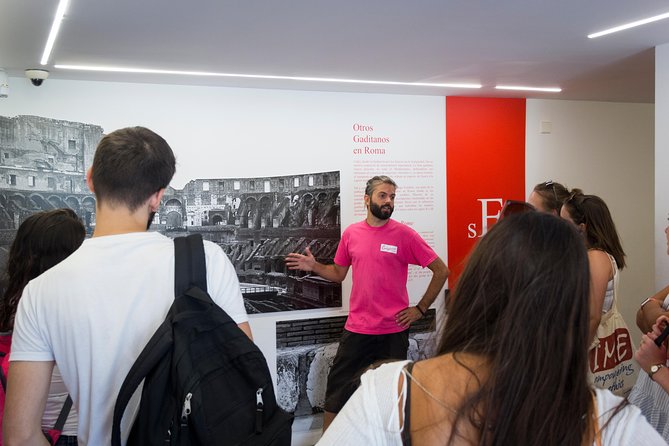 Cadiz Private Tour - Seeing Iglesia de Santa Cruz and an older religious layer