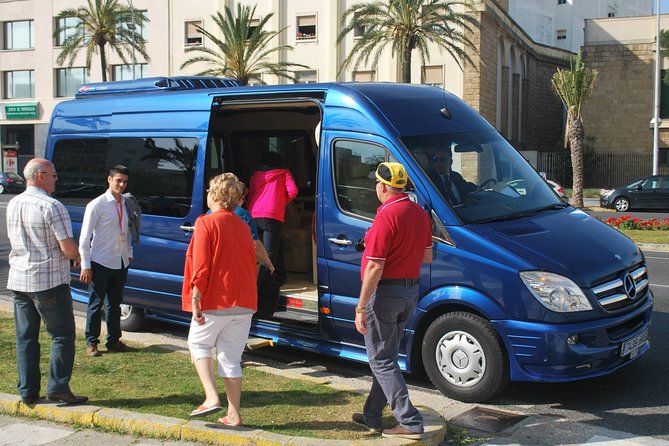 Cadiz Shore Excursion: Scenic & walking tour with cheese and sherry tasting - La Caleta Beach and Santa Catalina Castle