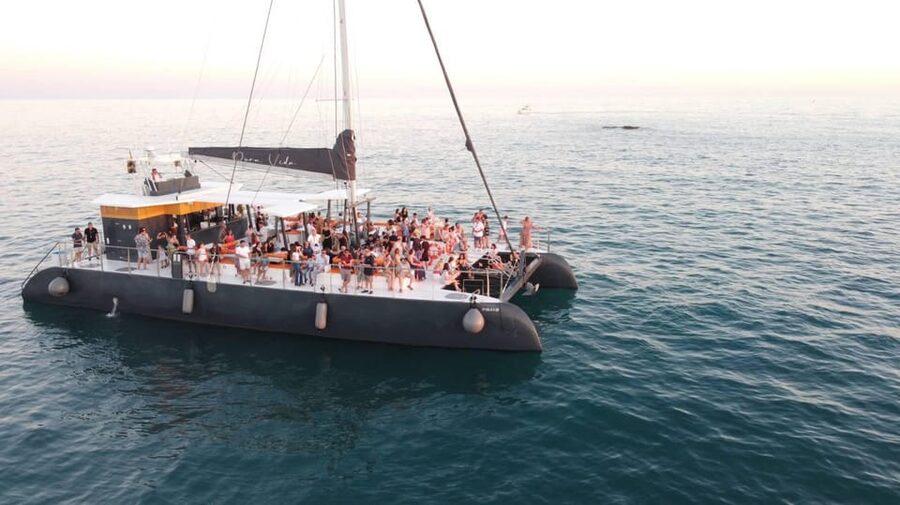 Cádiz: Sunset Catamaran Cruise Tours - Cádiz looks different from the Bay