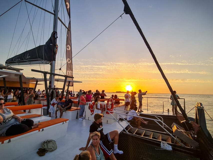 Cádiz: Sunset Catamaran Cruise Tours - Getting from Plaza Sevilla to the boat