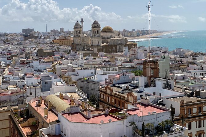 Cádiz Tapa (food) and walking Tour - Half-Day Private tour - Starting in Plaza de San Juan de Dios