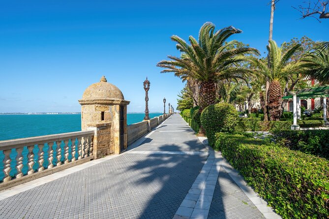 Cádiz TukTuk Tour with Audio Guide - Starting at Muelle Alfonso XIII