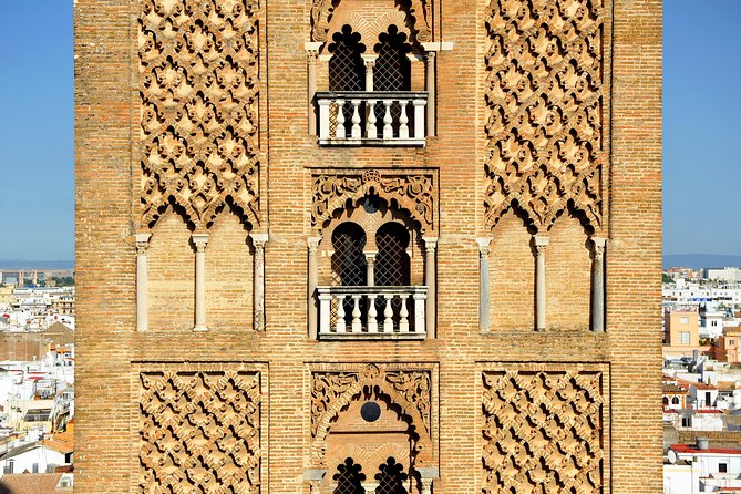 Cathedral & Giralda of Seville Exclusive Group, max. 9 travelers - The Orange Tree Courtyard and the Giralda’s 34 ramps