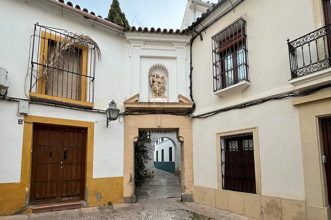 City of Caliphs: A Self-Guided Walking Tour of Córdoba’s History - Enter the Orange Tree Courtyard and Mosque-Cathedral area