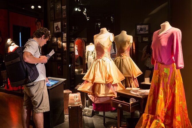 Combined ticket: Puro Flamenco Show + Flamenco Museum visit - Inside the Flamenco Dance Museum