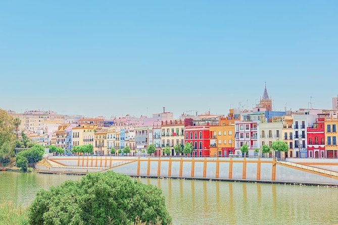 Complete Triana Tour "Corrales included". - Key points at a glance