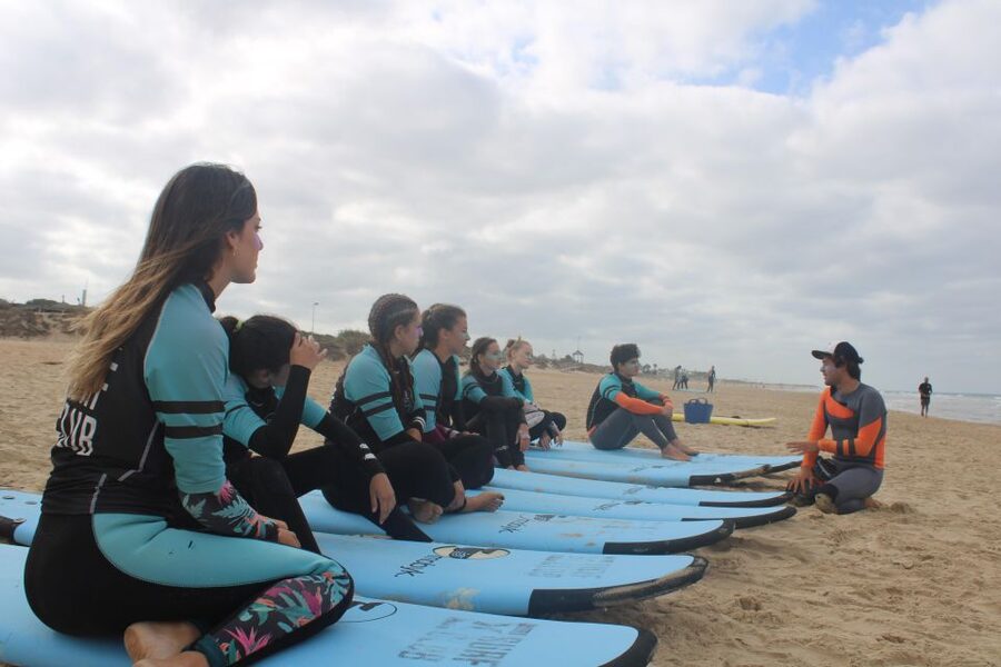 Conil de la Frontera: Private Surf Lessons - Meeting at TAKE Hostel Conil