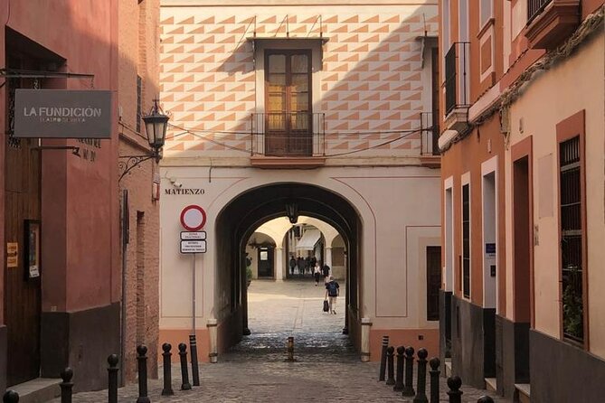 Contrasts of Seville - What Marta adds to the walk