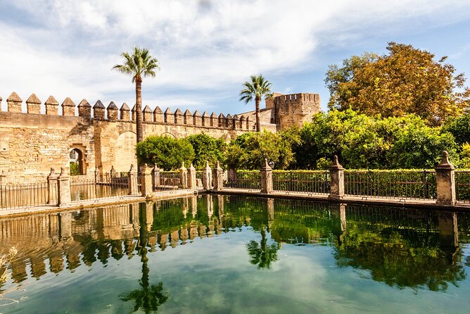 Córdoba: Alcazar Skip the Line Guided Tour - Why the Alcazar needs a guide