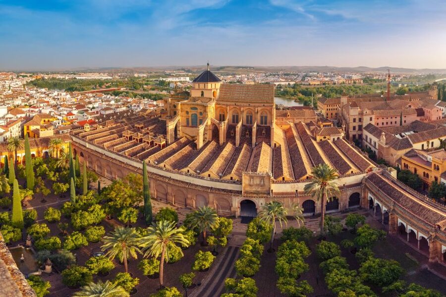 Cordoba City Tour on Your Phone: The Glory of Al-Andalus - From the Alcazar to the Christian chapter
