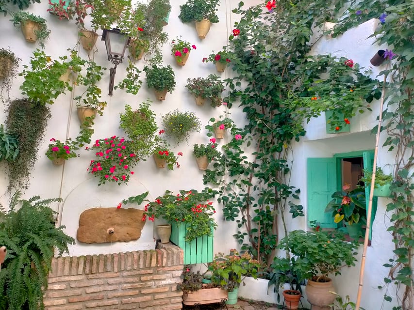 Cordoba Courtyards by Bike, Electric Bike - Starting at Calle María Cristina 5