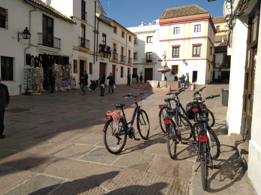 Córdoba Daily Highlights Bike Tour - Why a bike is such a smart way to see Córdoba