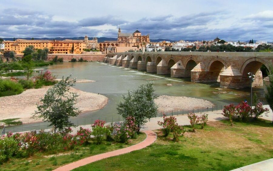 Cordoba: Electric Bike Tour - Starting behind Córdoba’s city hall