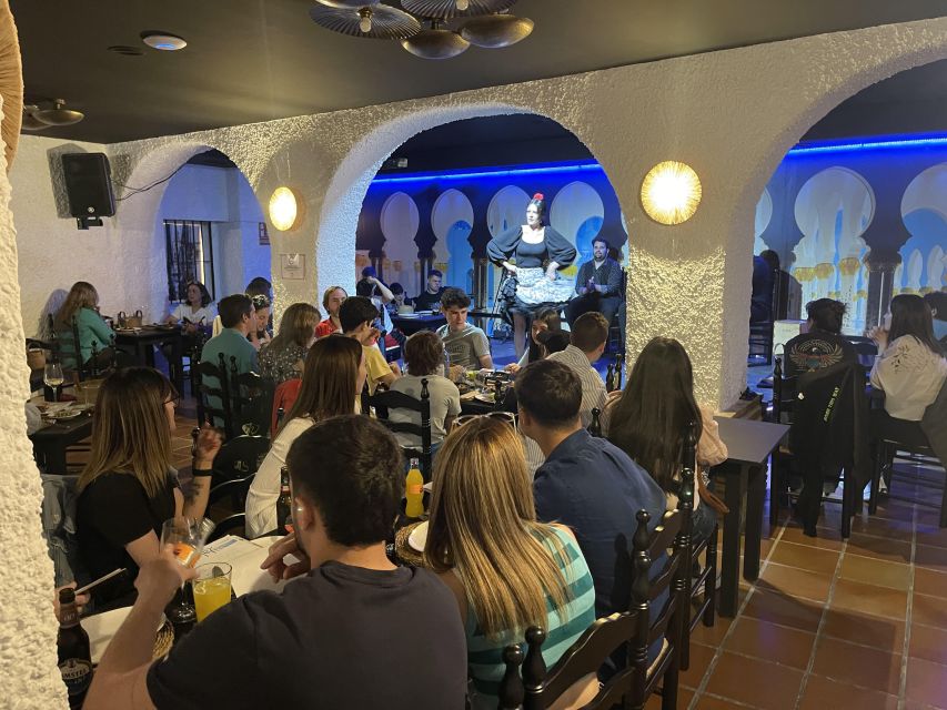 Cordoba: Flamenco Show at Tablao El Jaleo & Optional Dinner - What happens during the performance